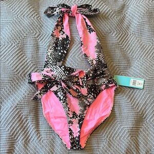 NWT Beach Bunny Lex One Piece